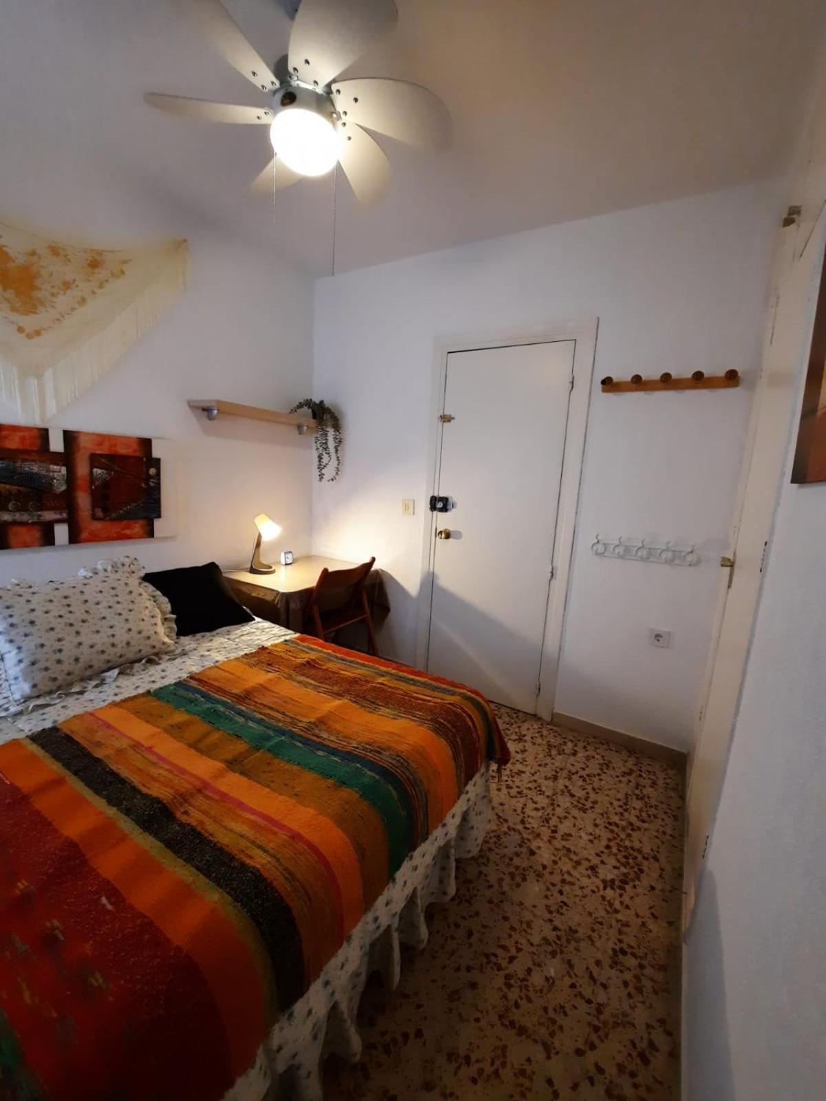 Habitaciones En Mi Piso Del Centro De Huelva Exterior foto